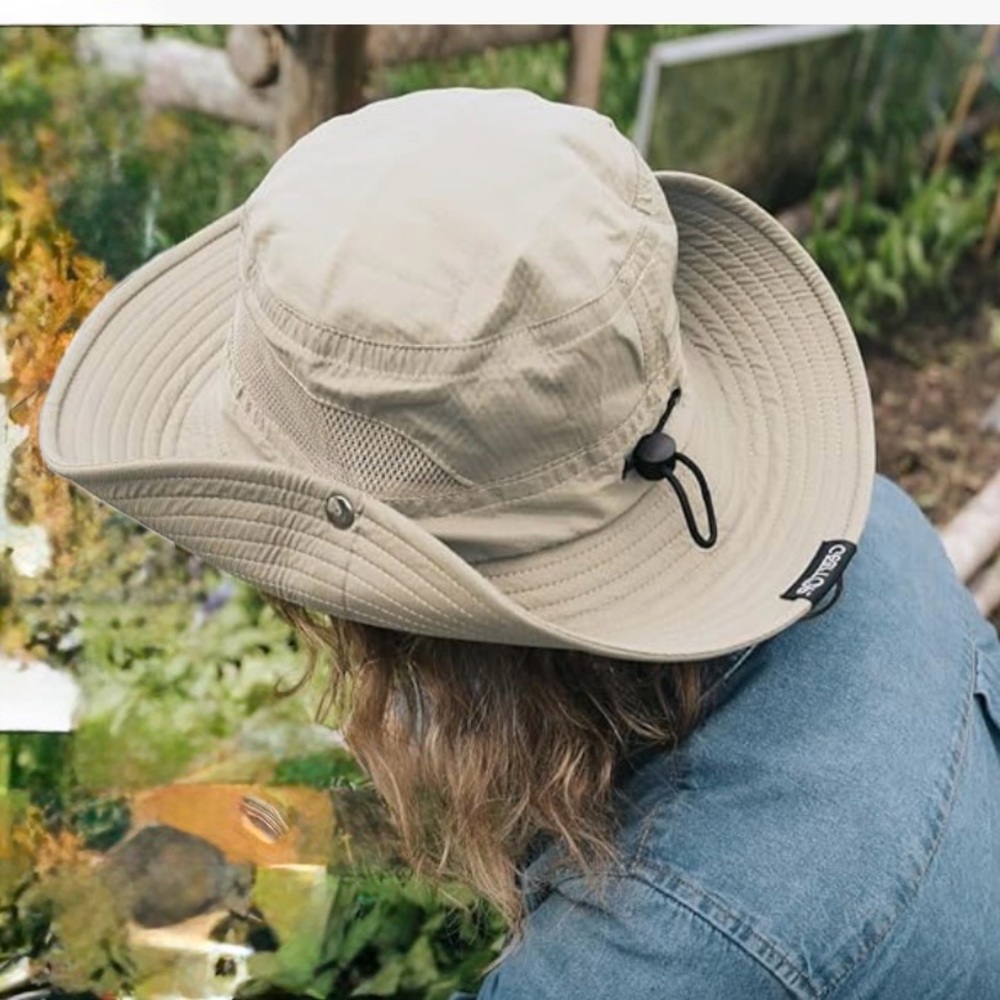 NEW TAN WIDE BRIM SUN BUCKET HAT, ONE SIZE, ADJUSTABLE STRAP/HEAD SIZE UPF 50 - Picture 2 of 10